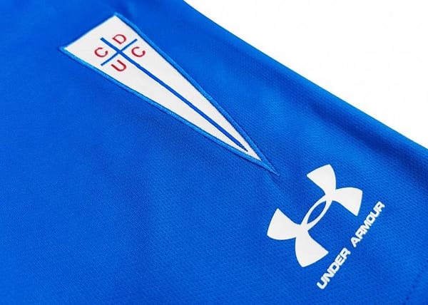 Retro Kids 2021/22 Club Deportivo Universidad Catolica Home Soccer Jersey - Image 2