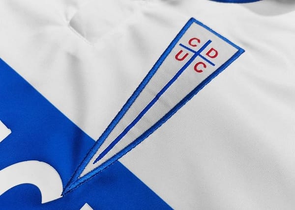 Retro Kids 2021/22 Club Deportivo Universidad Catolica Home Soccer Jersey - Image 10