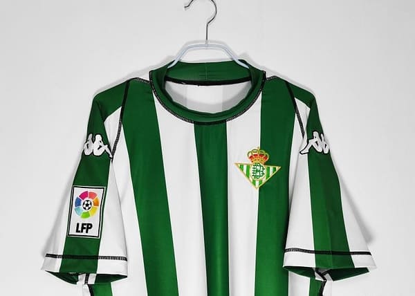 Retro 2003/04 Real Betis Home Soccer Jersey - Image 9