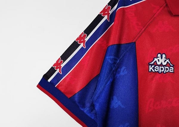 Retro 1995/97 Barcelona Home Soccer Jersey - Image 6