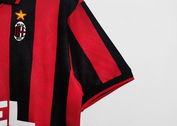 Retro 1995/96 AC Milan Home Soccer Jersey - Image 3