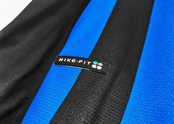 Retro 1998/99 Inter Milan Home Soccer Jersey - Image 3