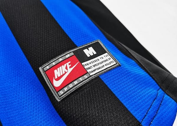 Retro 1998/99 Inter Milan Home Soccer Jersey - Image 4