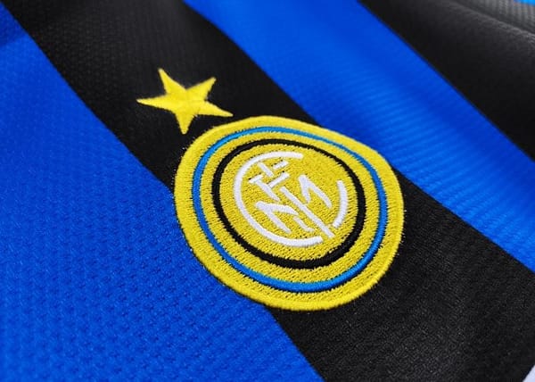 Retro 1998/99 Inter Milan Home Soccer Jersey - Image 8