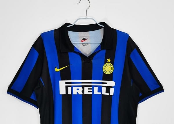 Retro 1998/99 Inter Milan Home Soccer Jersey - Image 10