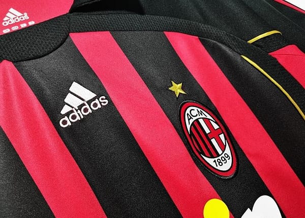 Retro 2006/07 AC Milan Home Soccer Jersey - Image 2