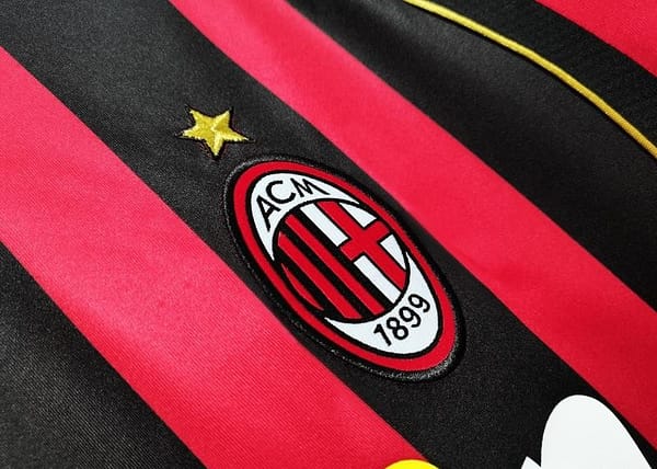 Retro 2006/07 AC Milan Home Soccer Jersey - Image 3
