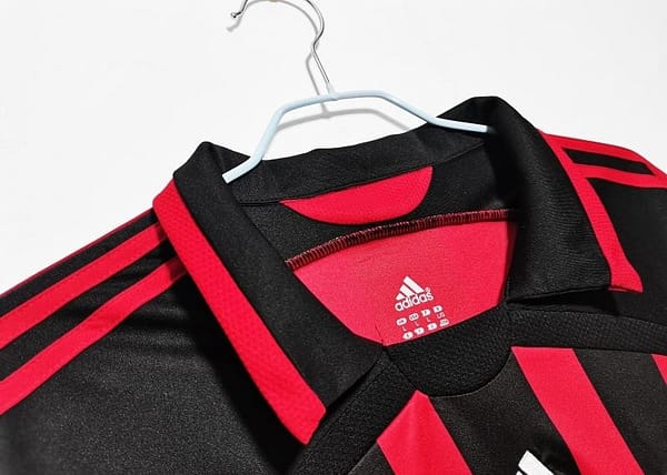 Retro 2006/07 AC Milan Home Soccer Jersey - Image 11