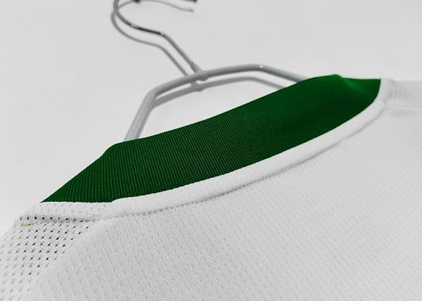 Retro 2006/07 Celtic Third Soccer Jersey - Image 3