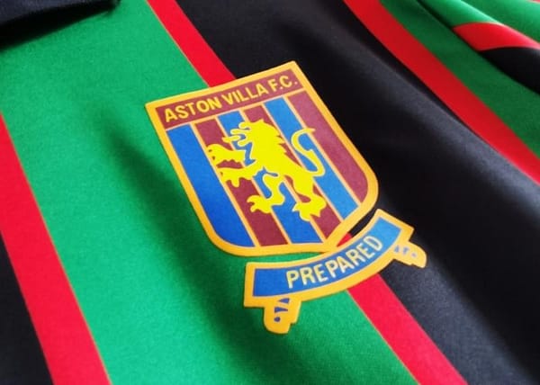 Retro 1993/95 Aston Villa Away Soccer Jersey - Image 7
