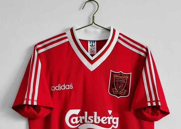 Retro 1995/96 Liverpool Home Soccer Jersey - Image 3