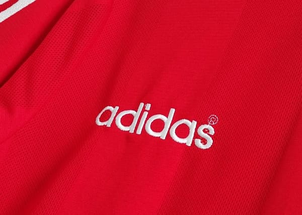 Retro 1995/96 Liverpool Home Soccer Jersey - Image 7