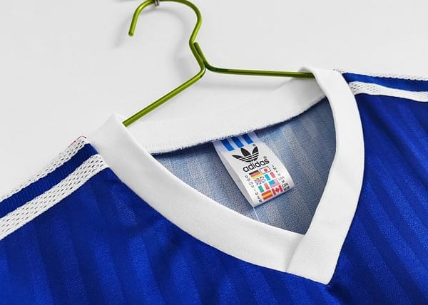 Retro 1990 Yugoslavia Home Soccer Jersey - Image 8