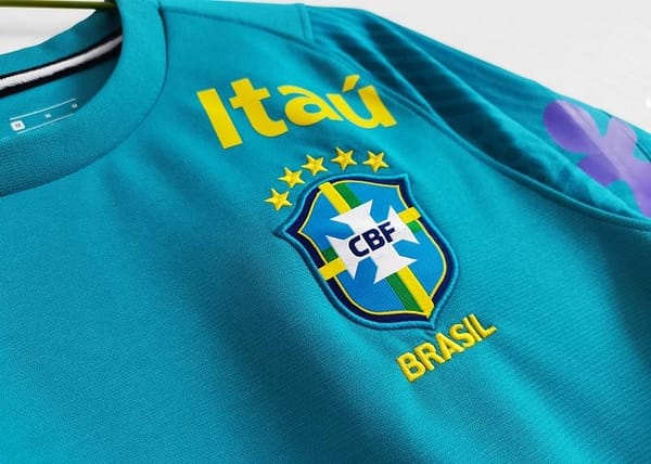 Retro 2021 Brazil Blue Training Jersey - Image 8