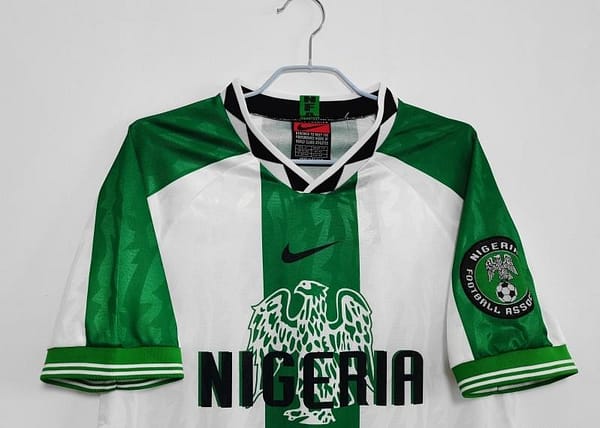 Retro 1996/98 Nigeria Away Soccer Jersey - Image 4