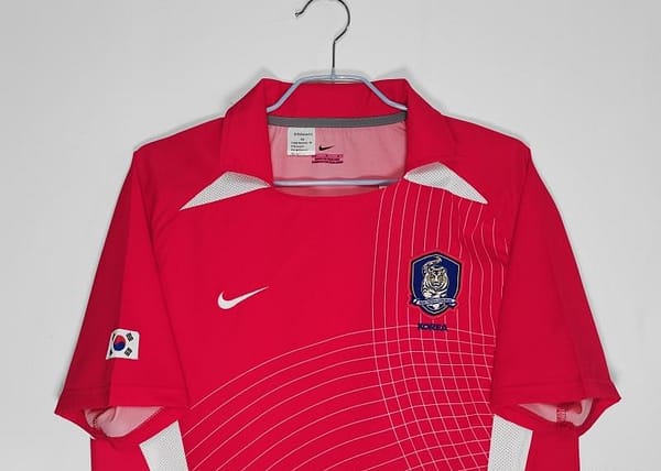 Retro 2002 Korea Home Soccer Jersey - Image 3