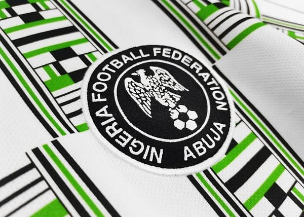 Retro 1994 Nigeria Away Soccer Jersey - Image 5