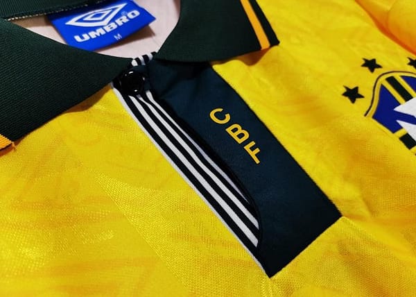 Retro 1991/93 Brazil Home Soccer Jersey - Image 7