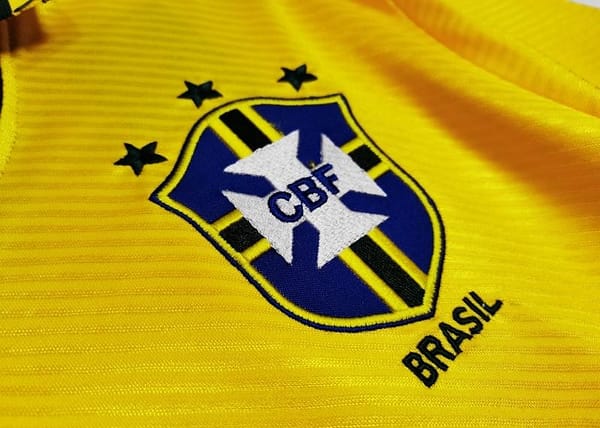 Retro 1993/94 Brazil Home Soccer Jersey - Image 6