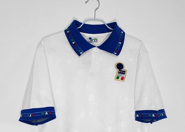 Retro 1994 Italy Away Soccer Jersey - Image 8