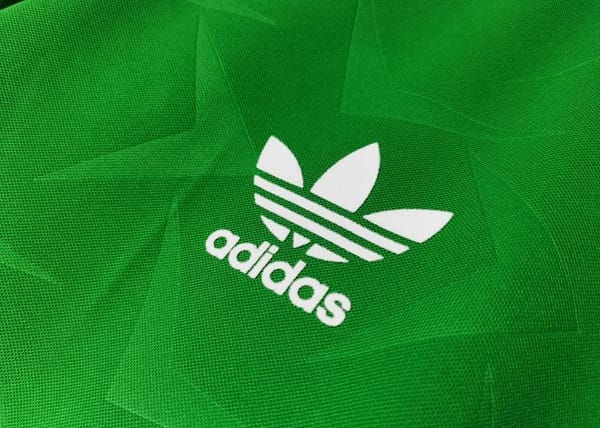 Retro 1990/92 Ireland Home Soccer Jersey - Image 4