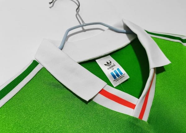 Retro 1988/90 Ireland Home Soccer Jersey - Image 7