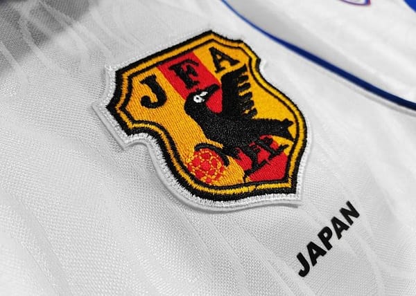 Retro 1998 Japan Away Soccer Jersey - Image 9