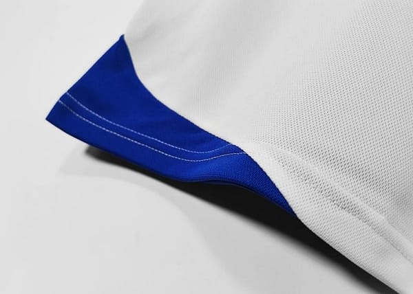 Retro 2004 Greece Away Soccer Jersey - Image 5