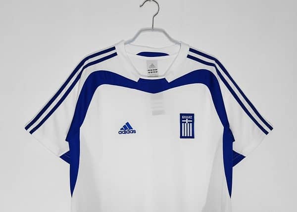 Retro 2004 Greece Away Soccer Jersey - Image 12