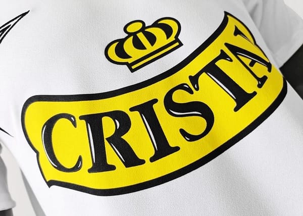Retro 2006 COLO COLO Home Soccer Jersey - Image 4