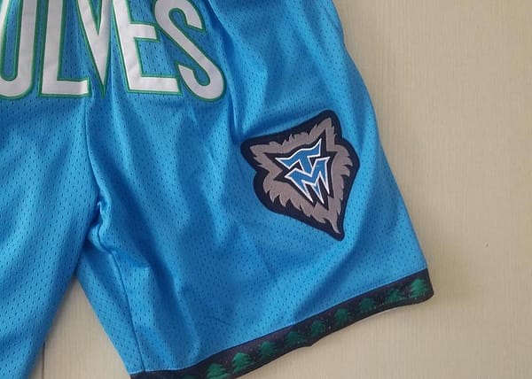 Minnesota 2003-04 Throwback Classics Basketball Team Shorts - Image 4