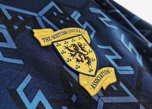 Retro 92/93 Scotland Home Jersey - Image 4
