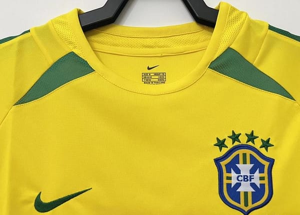 Retro 2002 Brazil Home Soccer Jersey - Image 4