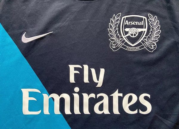 Retro 11/12 Arsenal Away Blue Jersey - Image 7