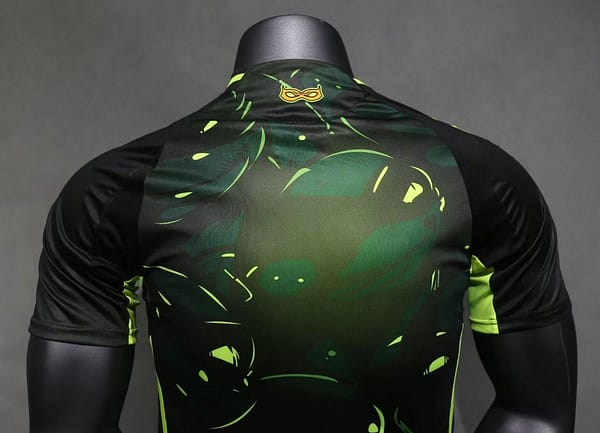 Player Version 24/25 Real Madrid Black/Green Special Pattern Pre-Match Jersey - Image 4
