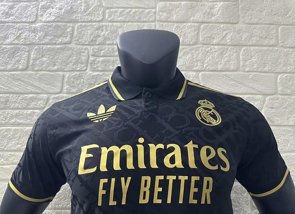 Player Version 24/25 Real Madrid Black Special Pre-Match Jersey - Image 3