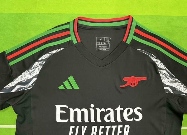 24/25 Arsenal Away Black Jersey - Image 3