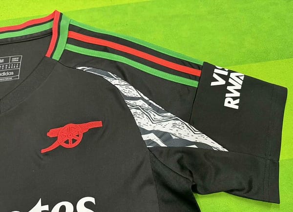24/25 Arsenal Away Black Jersey - Image 4