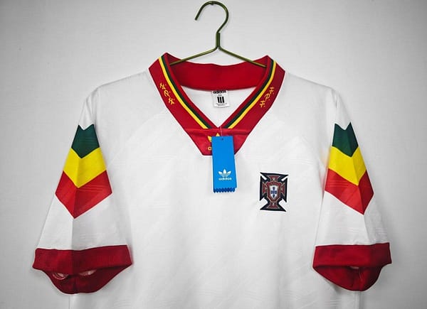 Retro 92/94 Portugal Away White Jersey - Image 3
