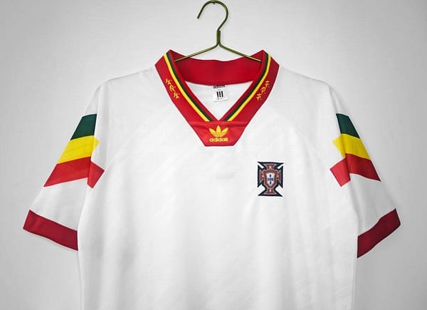 Retro 92/94 Portugal Away White Jersey - Image 4