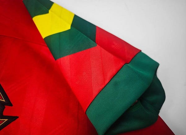 Retro 92/94 Portugal Home Jersey - Image 3