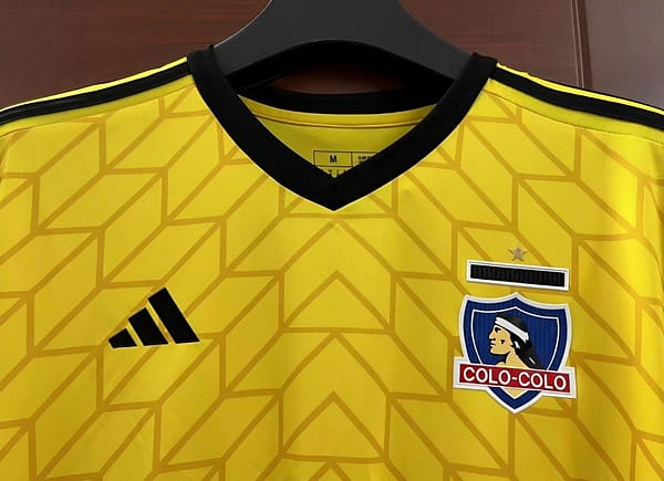24/25 COLO COLO Yellow Goalkeeper Jersey - Image 3