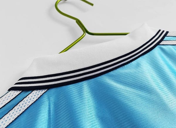 Retro 98/99 Marseille away Soccer Jersey - Image 8
