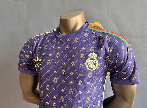 Player Version 24/25 Real Madrid x GUCCI Purple Special Jersey - Image 4