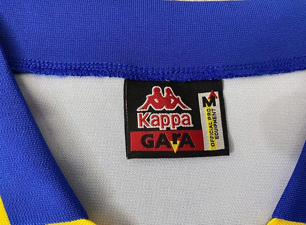 Retro 94/95 Juventus Away Blue Jersey - Image 5