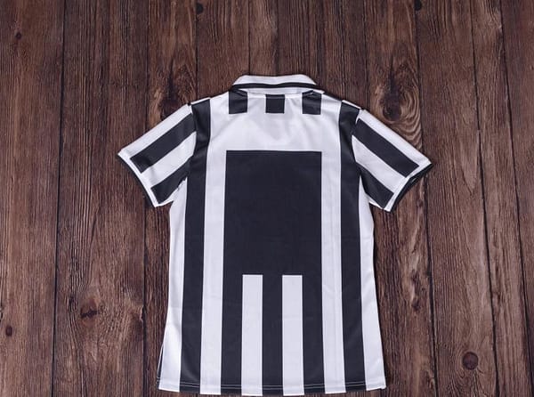 RETRO 95/97 Juventus Home Soccer Jersey - Image 4