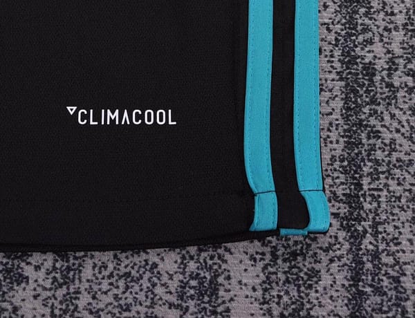 Retro Kids 17/18 Real Madrid Away Black Jersey - Image 5