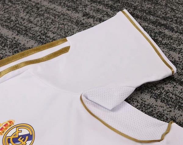 Retro Kids 11/12 Real Madrid Home Jersey - Image 3
