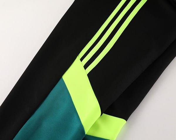24/25 Manchester United Black/Green Full Zipper Jacket +Long Pants - Image 22