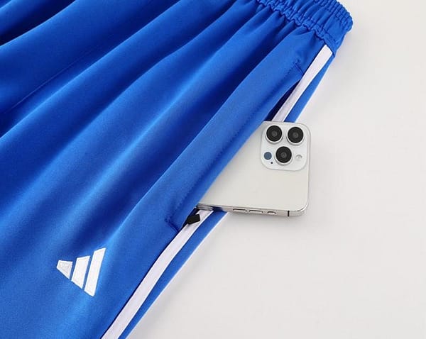 24/25 Real Madrid White Full Zipper Jacket +Long Pants - Image 3